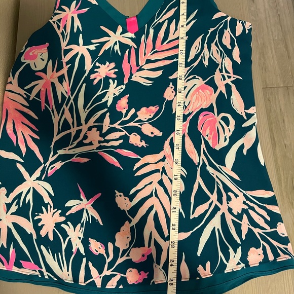 NWT Reversible Lilly Pulitzer Tidal Wave Prime Florin Top Spring Summer Beach - Picture 13 of 14